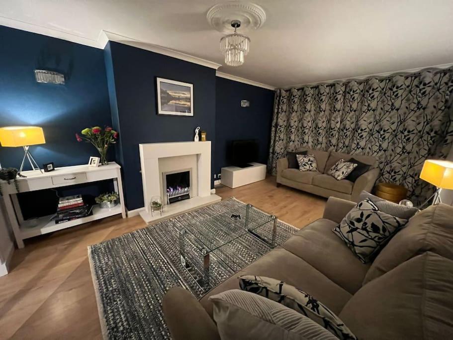 Delightful, Central 3 Bedroom House With Garden & Free Parking 인버네스 외부 사진