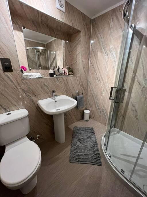 Delightful, Central 3 Bedroom House With Garden & Free Parking 인버네스 외부 사진